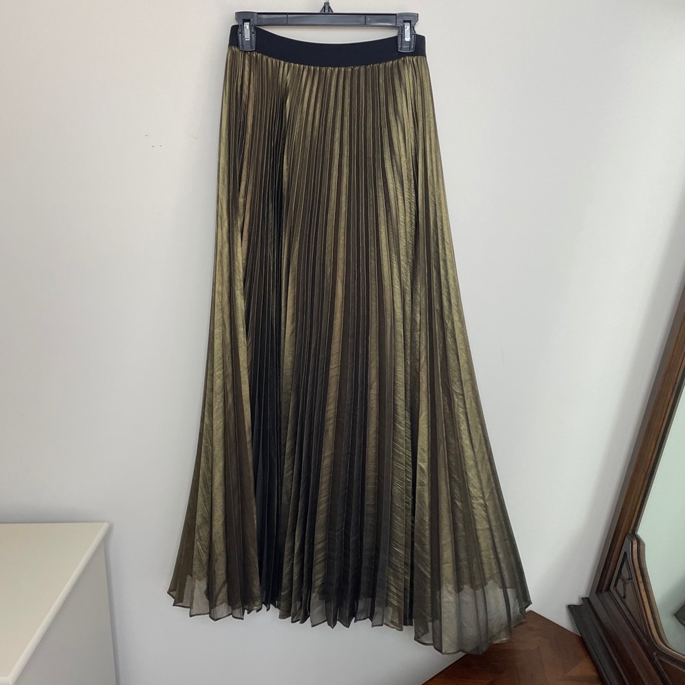 BCBG MAXAZRIA Estel BLK/gold Pleated Skirt